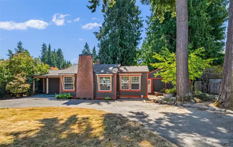 1026 Walnut St, Edmonds, WA 98020