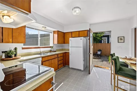 1932 Oakes Ave, Everett, WA 98201 photo 10