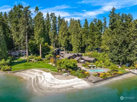 12269 NE Arrow Point Loop, Bainbridge Island, WA 98110