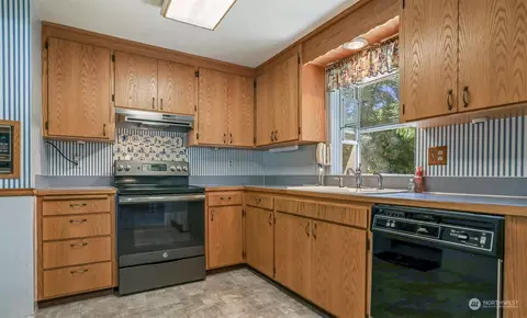 11110 24th Dr SE, Everett, WA 98208 photo 4