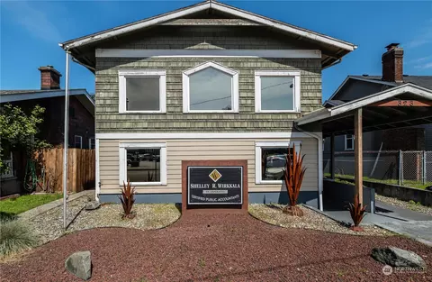 323 1st St NE, Auburn, WA 98002