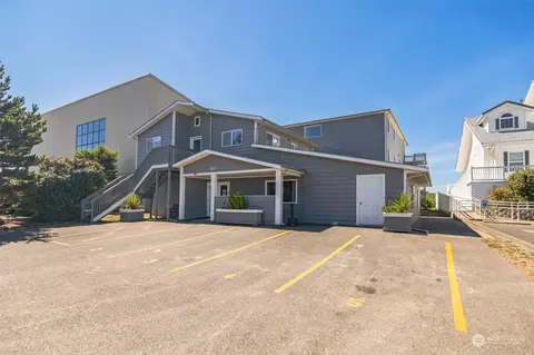 853 Ocean Shores Blvd NW #9, Ocean Shores, WA 98569