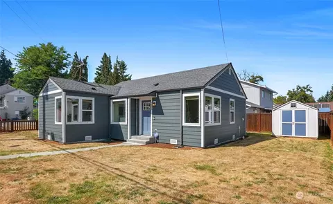 1005 Pecks Dr, Everett, WA 98203