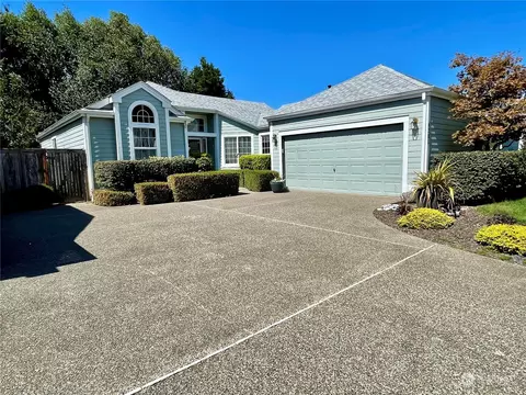 4201 Avonlea Dr SE, Lacey, WA 98503