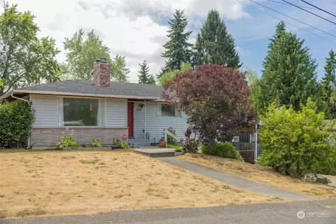 639 SW 127th St, Seattle, WA 98146