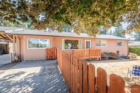 23823 SE 440th St, Enumclaw, WA 98022 photo 27