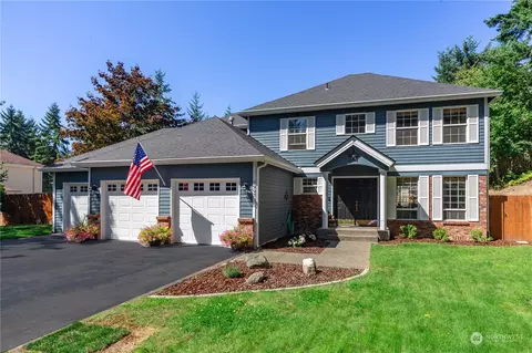 7997 Cabrini Dr SE, Port Orchard, WA 98367