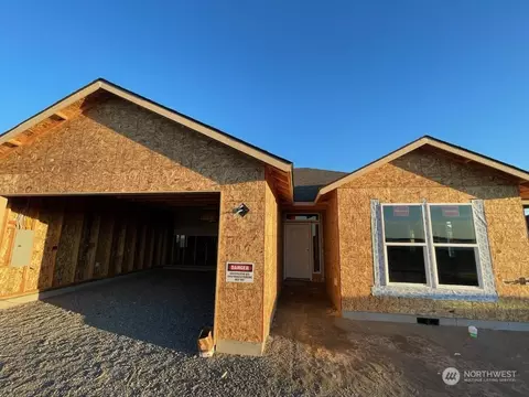 8414 Silver Mound Dr, Pasco, WA 99301