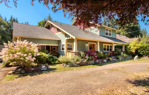 3343 NE 1st St, Bremerton, WA 98311