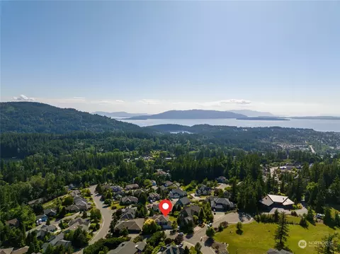 4605 Raptor Ln, Bellingham, WA 98229