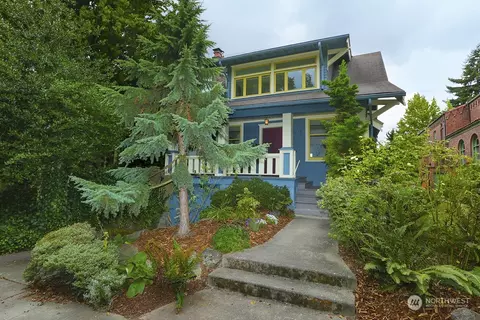 3211 Hunter Blvd S, Seattle, WA 98144