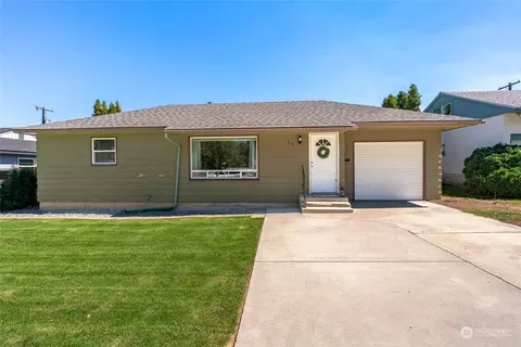 319 Princeton Ave, Wenatchee, WA 98801