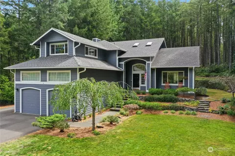 7108 Cobi Pl NW, Bremerton, WA 98312