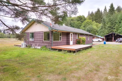 471 E Humptulips Rd, Hoquiam, WA 98550