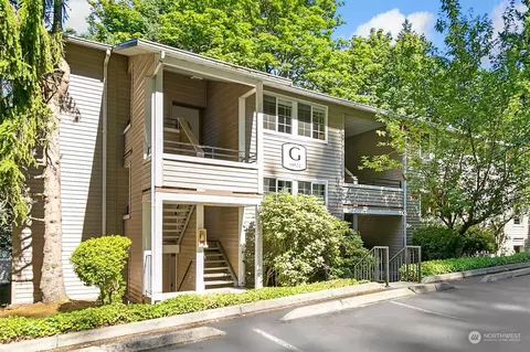 10022 NE 120th Ln #G301, Kirkland, WA 98034