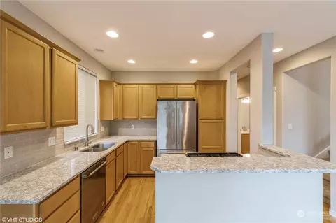 13023 NE 182nd Pl #B, Bothell, WA 98011 photo 4