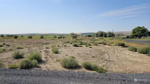 1 S Road SW, Quincy, WA 98848