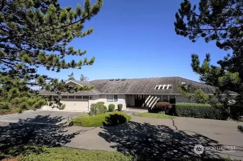 150 Quails Roost Rd, Sequim, WA 98382