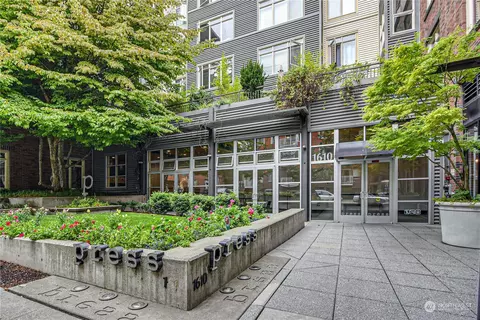1610 Belmont Ave #201, Seattle, WA 98122