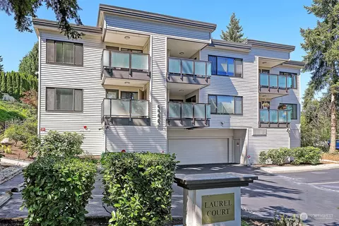 5225 50th Ave NE #104, Seattle, WA 98105
