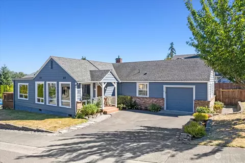 310 168th Pl SE, Bothell, WA 98012