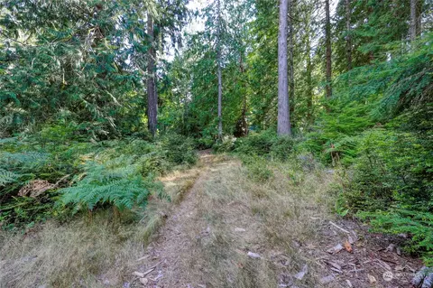 363 E Pointes Dr E, Shelton, WA 98584
