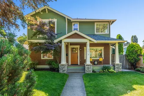 3813 48th Ave SW, Seattle, WA 98116