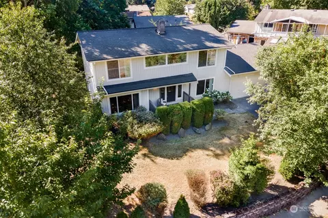 9813 NE 137th St, Kirkland, WA 98034
