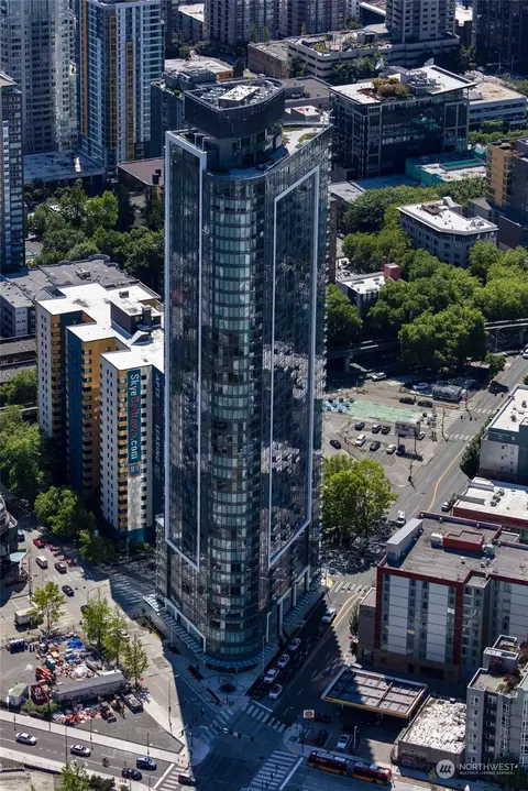 2510 6th Ave #1108, Seattle, WA 98121