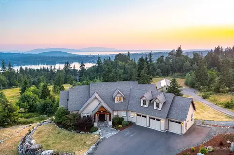 1843 Vineyard Pl, Bellingham, WA 98226
