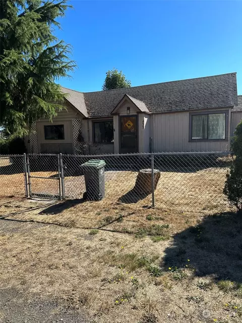 433 N Baker St, Port Angeles, WA 98362