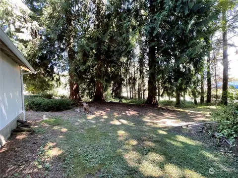 35 Maple Leaf St, Raymond, WA 98577 photo 12