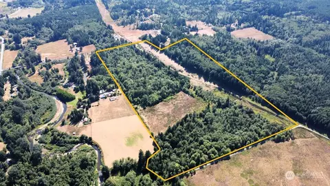184 Gish Rd, Onalaska, WA 98570