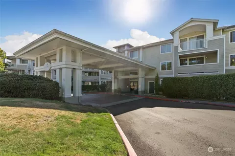 2244 132nd Ave SE #B207, Bellevue, WA 98005