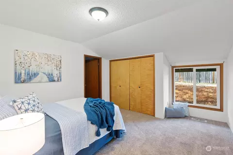 7290 E Grapeview Loop Rd, Allyn, WA 98524 photo 24