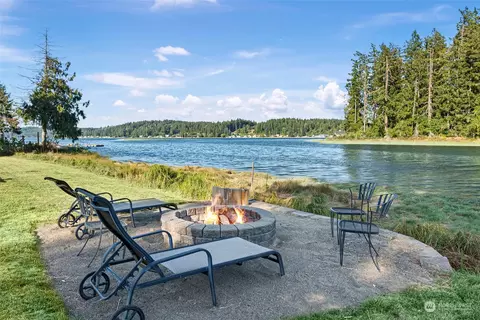 7290 E Grapeview Loop Rd, Allyn, WA 98524 photo 33