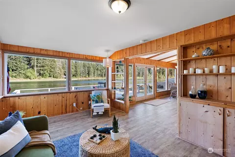 7290 E Grapeview Loop Rd, Allyn, WA 98524 photo 12