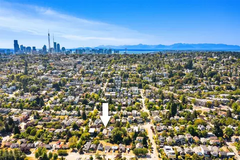 210 29th Ave E, Seattle, WA 98112 photo 19