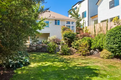 210 29th Ave E, Seattle, WA 98112 photo 17