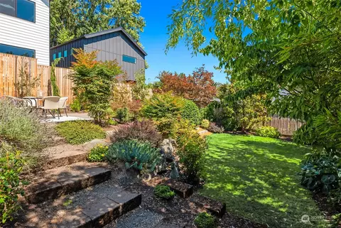 210 29th Ave E, Seattle, WA 98112 photo 18