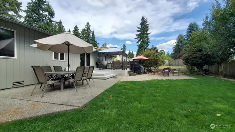 2026 Timber Trl, Bothell, WA 98012 photo 2