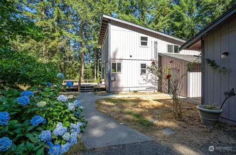 14999 Rabbit Ln SW, Port Orchard, WA 98367