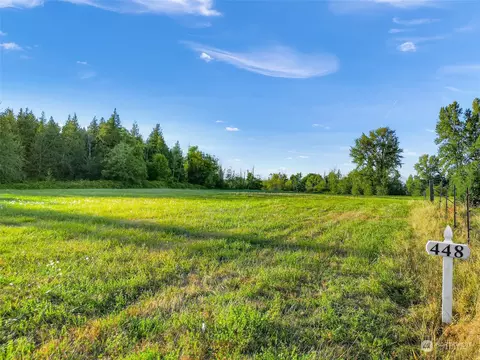 448 E Smith Rd, Bellingham, WA 98226