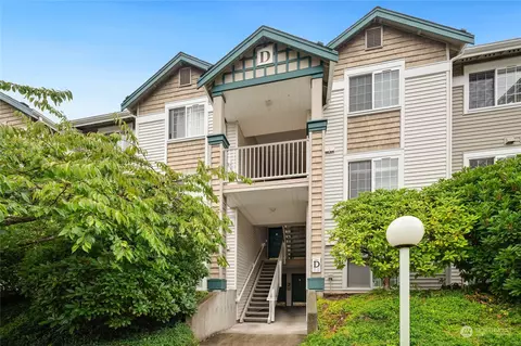 25235 SE Klahanie Blvd #D303, Issaquah, WA 98029