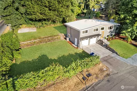 10704 25th Ave SW, Seattle, WA 98146