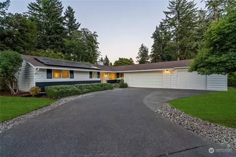 6901 Opal Ln SW, Lakewood, WA 98498