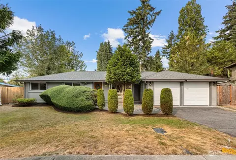 811 164th Ave SE, Bellevue, WA 98008