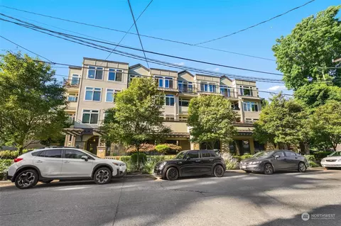 18 Dravus St #401, Seattle, WA 98109