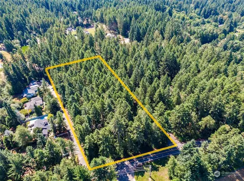 10420 65th Ave NW, Gig Harbor, WA 98332