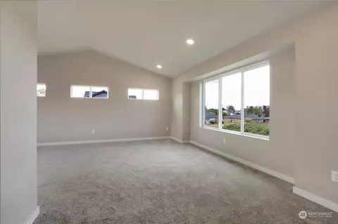 1065 Boyle St, Enumclaw, WA 98022 photo 14